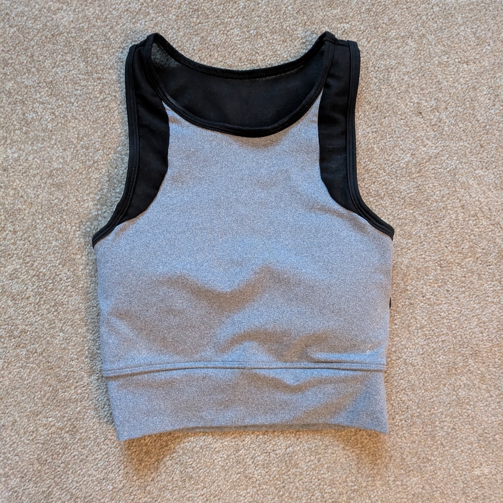 Gray and Black Sleeveless Crop Top